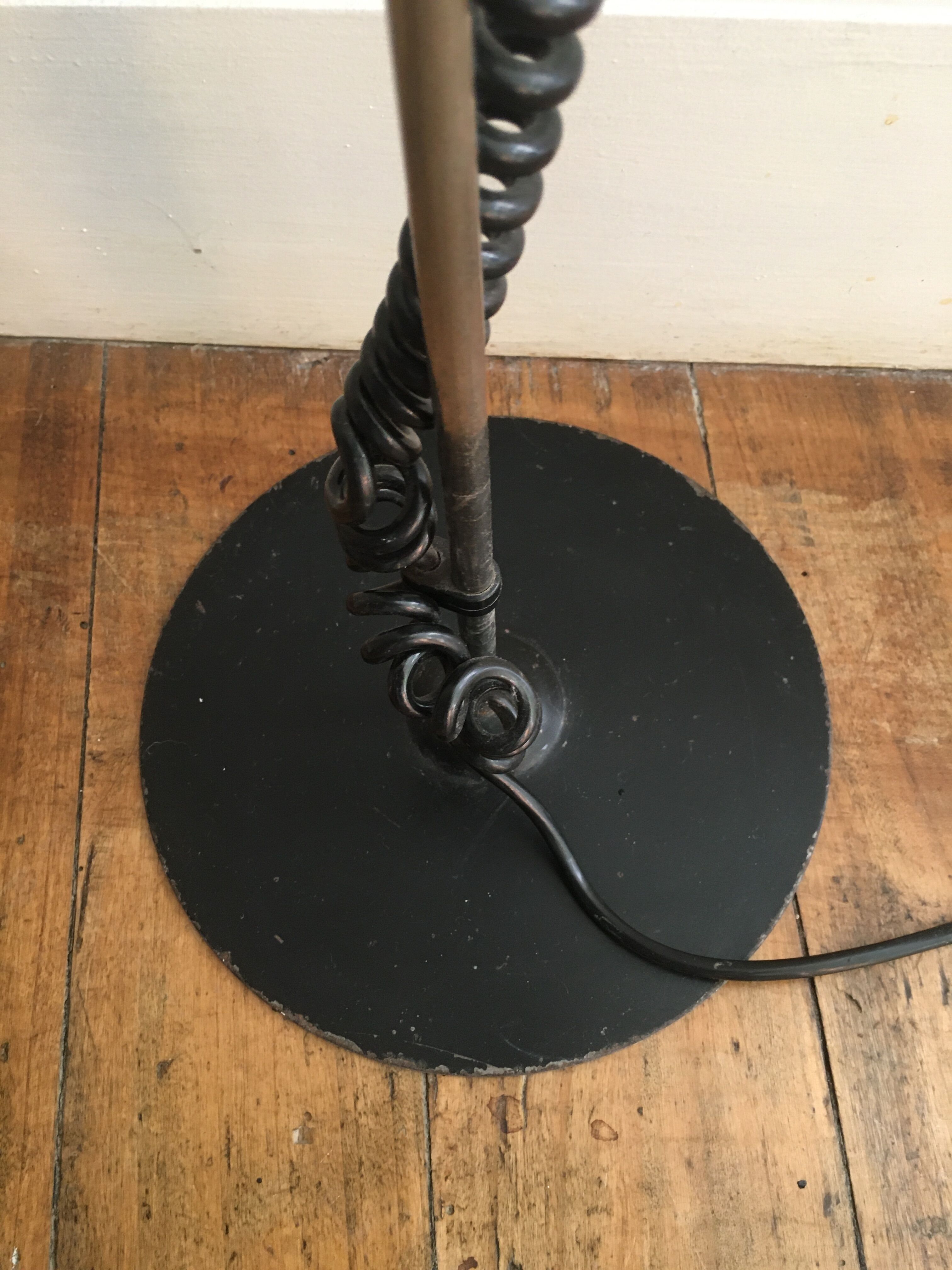 Black projector floor lamp