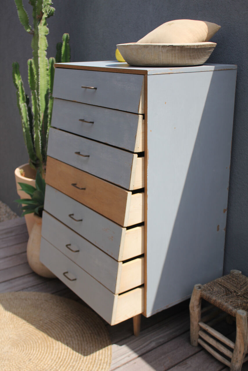 Vintage dresser