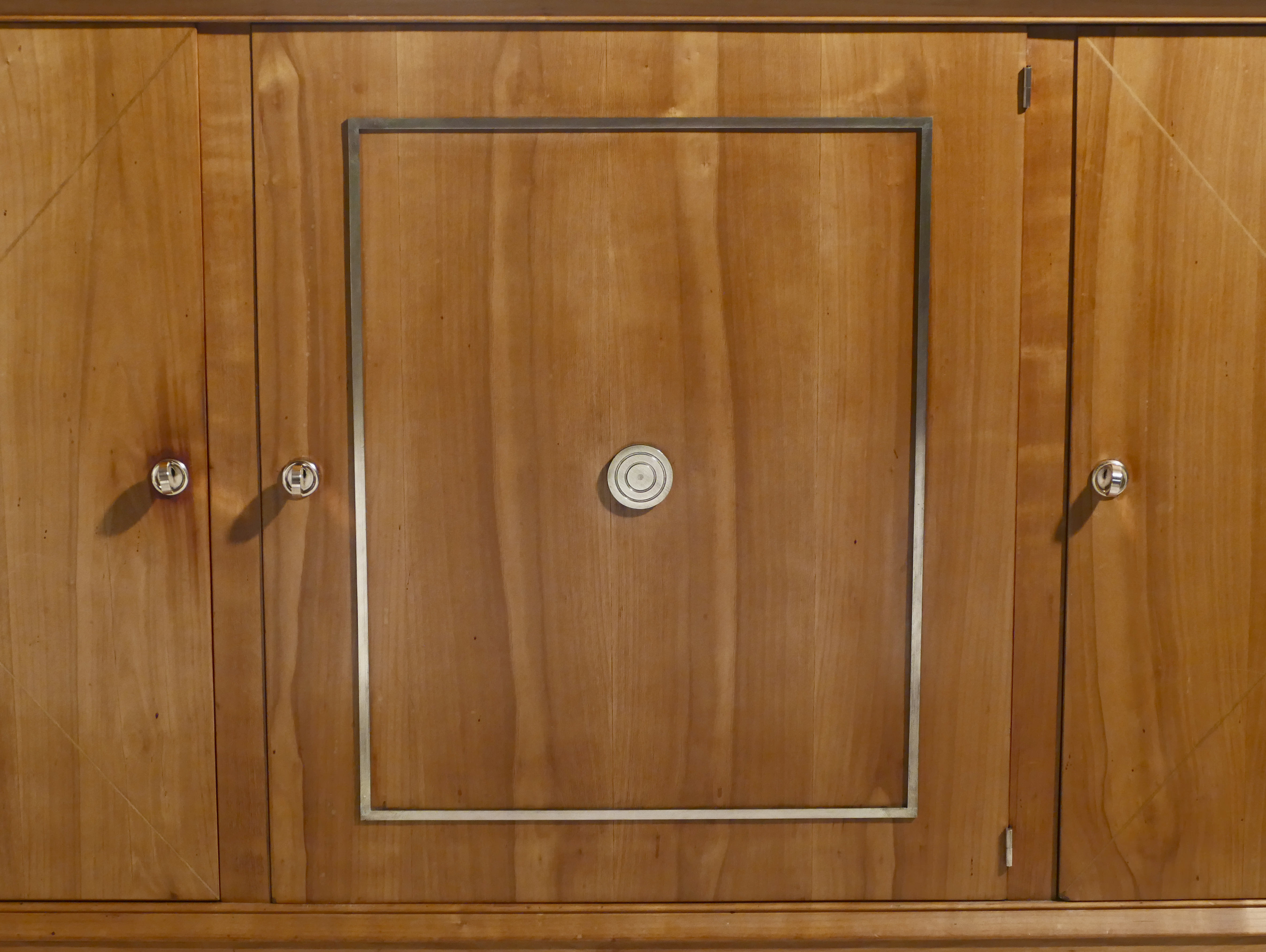Art deco buffet 50