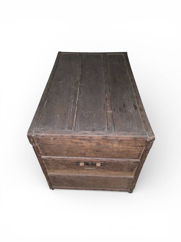 Malle / coffre de rangement ancien – rustique chic – bois massif
