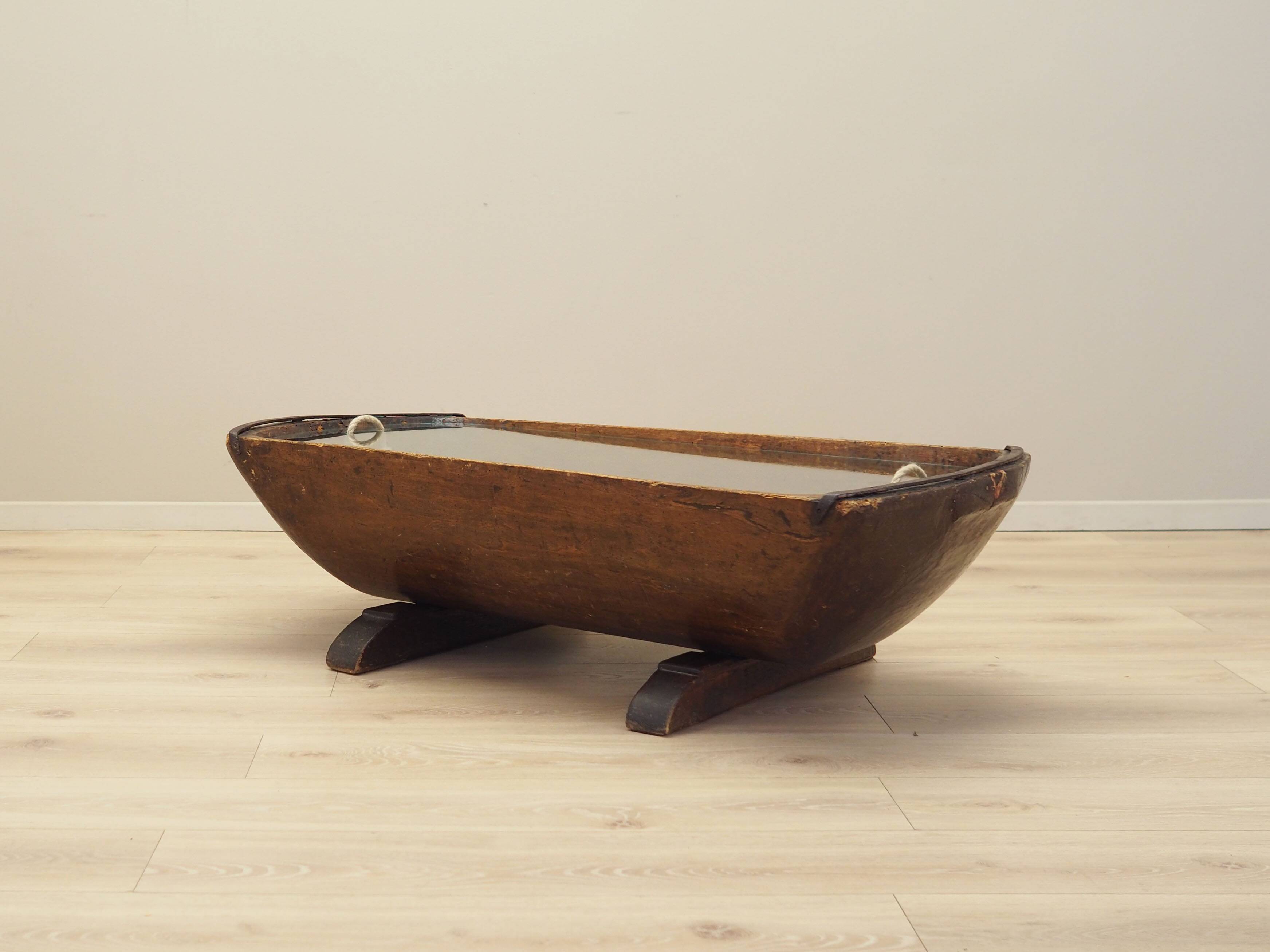 Pine coffee table, Italian design, 1960s, production: Italy