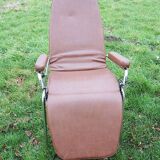 Ancienne chaise longue en simili cuir skai lama