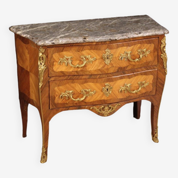 Elegant Louis XV chest of drawers from the 18th century