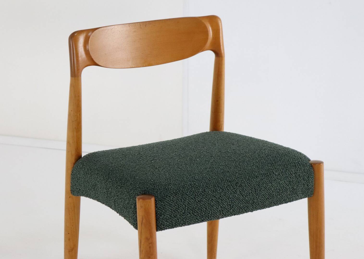 Set of 4 Danish Chairs 'Bjerremose'