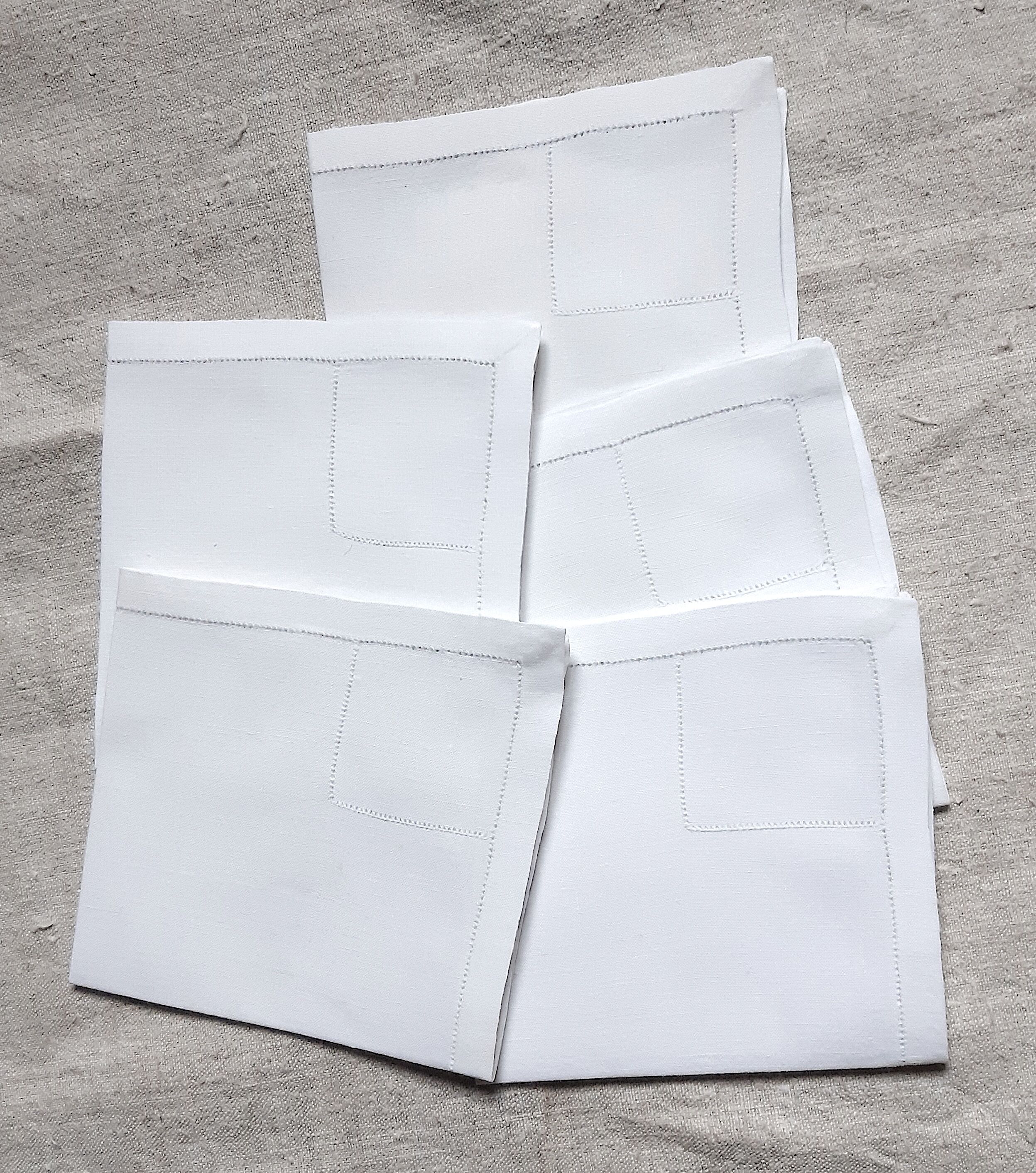 5 towels, 25.5x26 cm, in wire