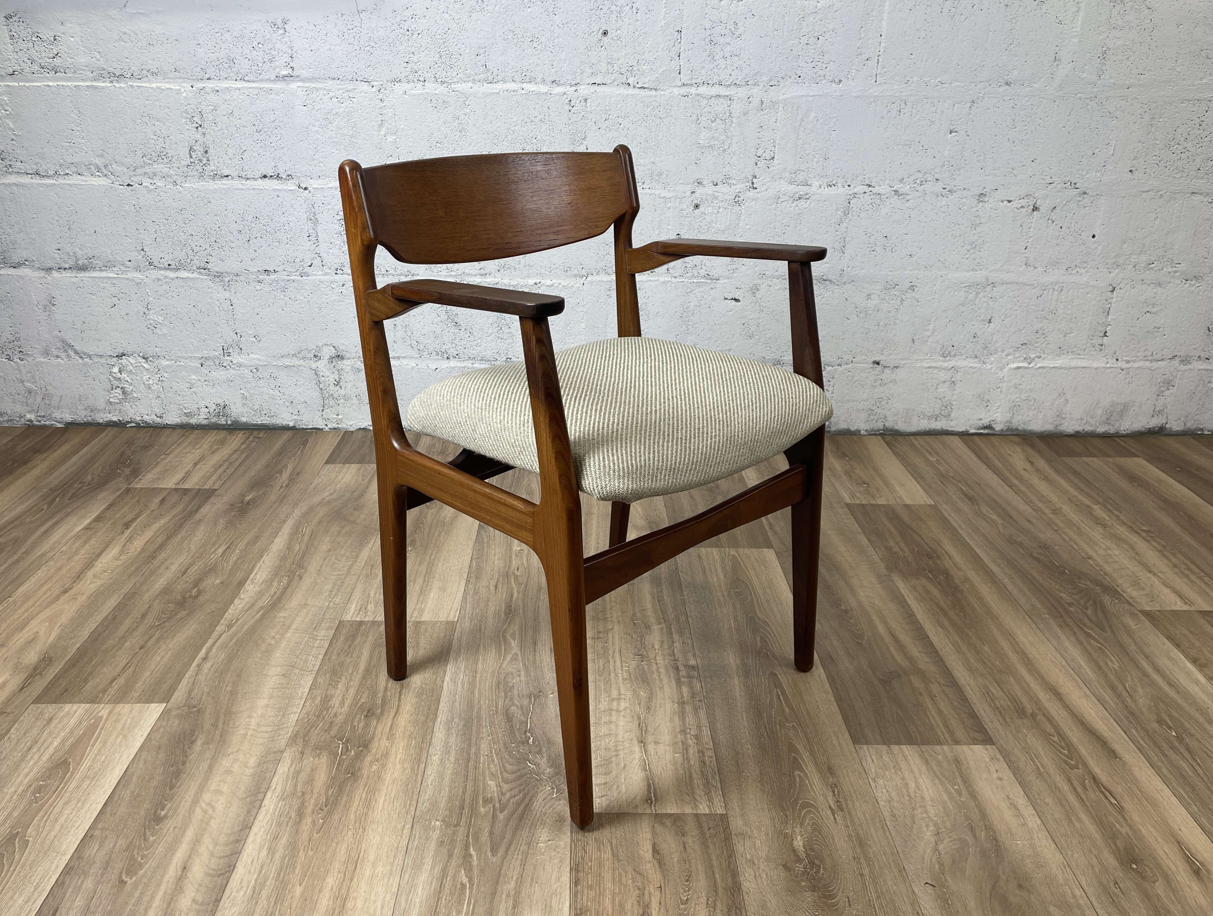 Vintage Scandinavian armchair in teak and grey fabric, 60s