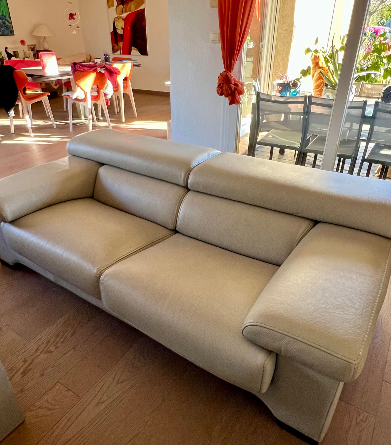 "Sillage" leather canapé/Rochebobois