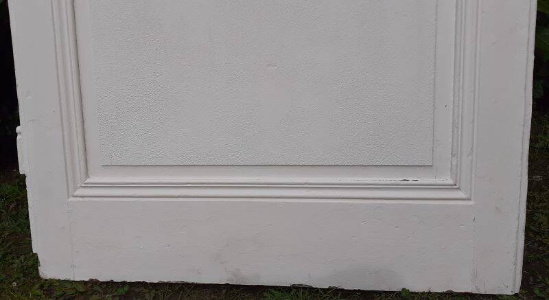 Communication door h221.5xl90cm old paneled, molded, interior