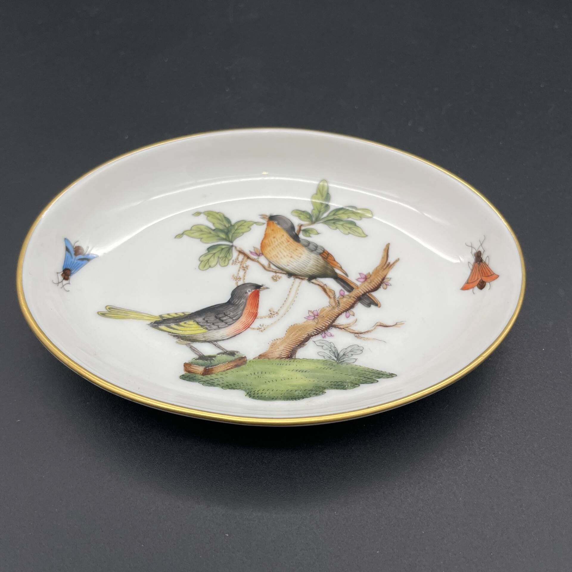 Small oval dish Herend Rothschild Birds – painted porcelain