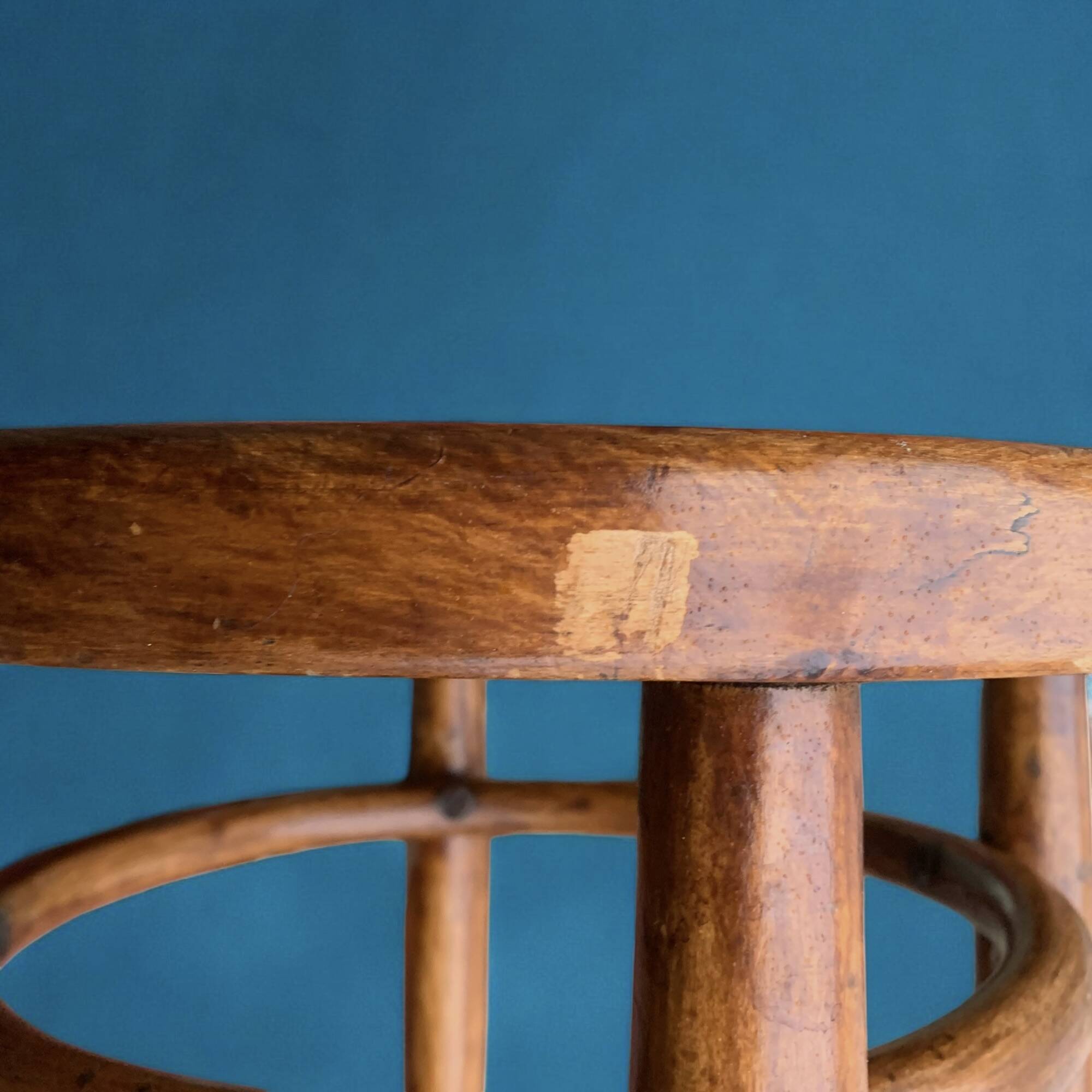 Thonet style Art Nouveau bistro stool in curved wood