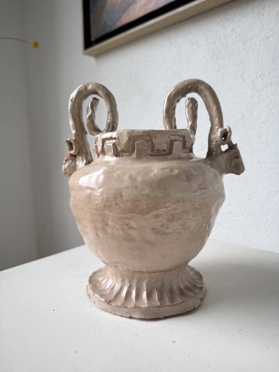 Ceramic bowl with ram heads