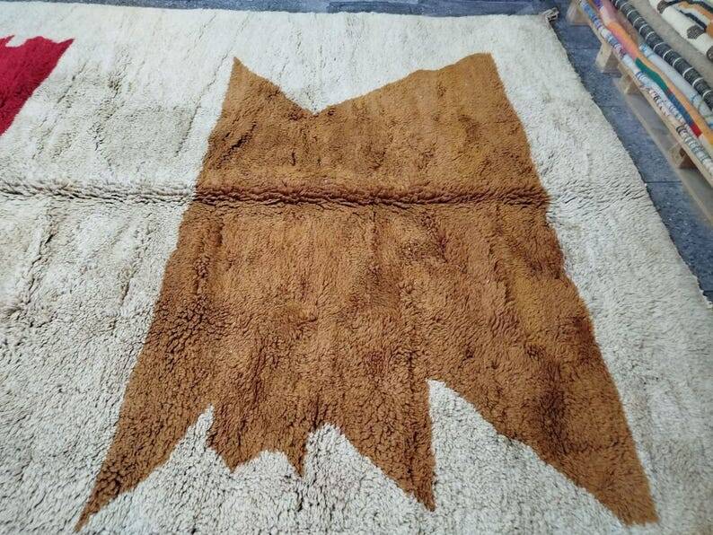 Moroccan Berber rug 300 × 200 cm – ecru, red and brown, graphic pattern