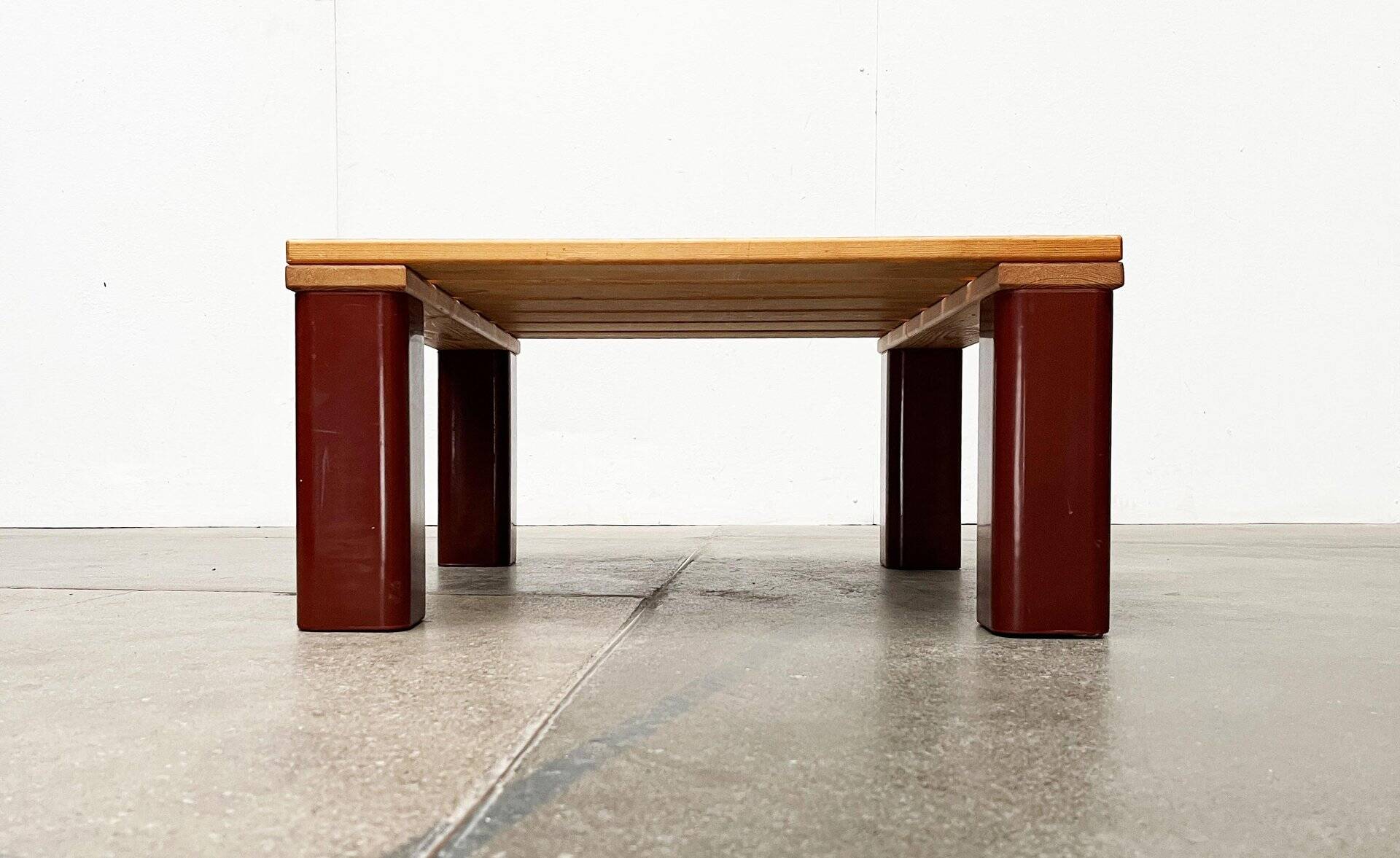 Table basse vintage en pin massif et plastique pour canapé d'extérieur, années 1970