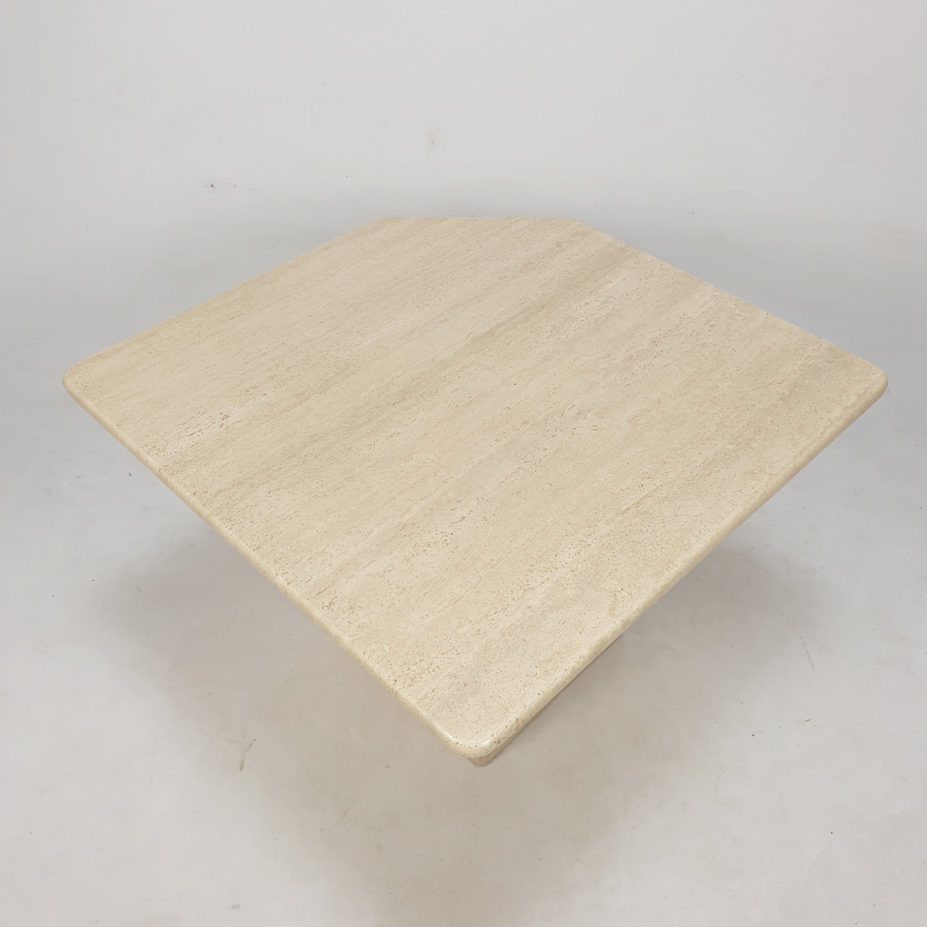 Italian Travertine Coffee Table, 1980s