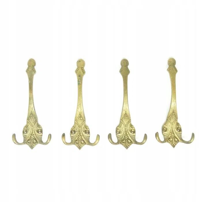 EW9 Set of Four Hangers in Eclectic Style