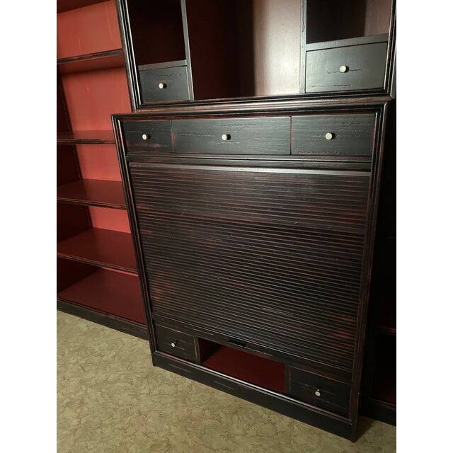 1980s classic bookcase of high italian craftsmanship from the 80s with tv shelf or bar