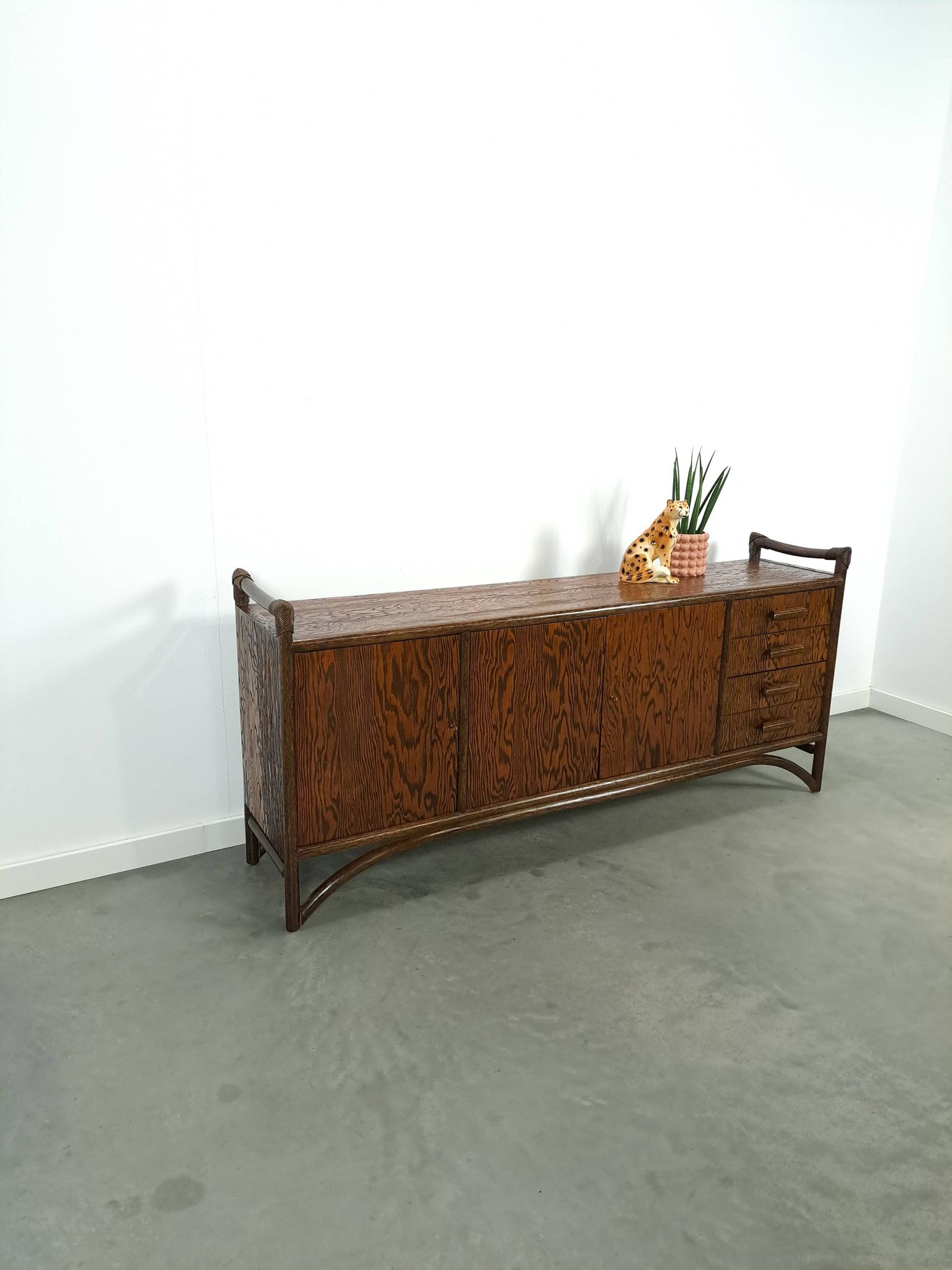 Buffet vintage en bambou