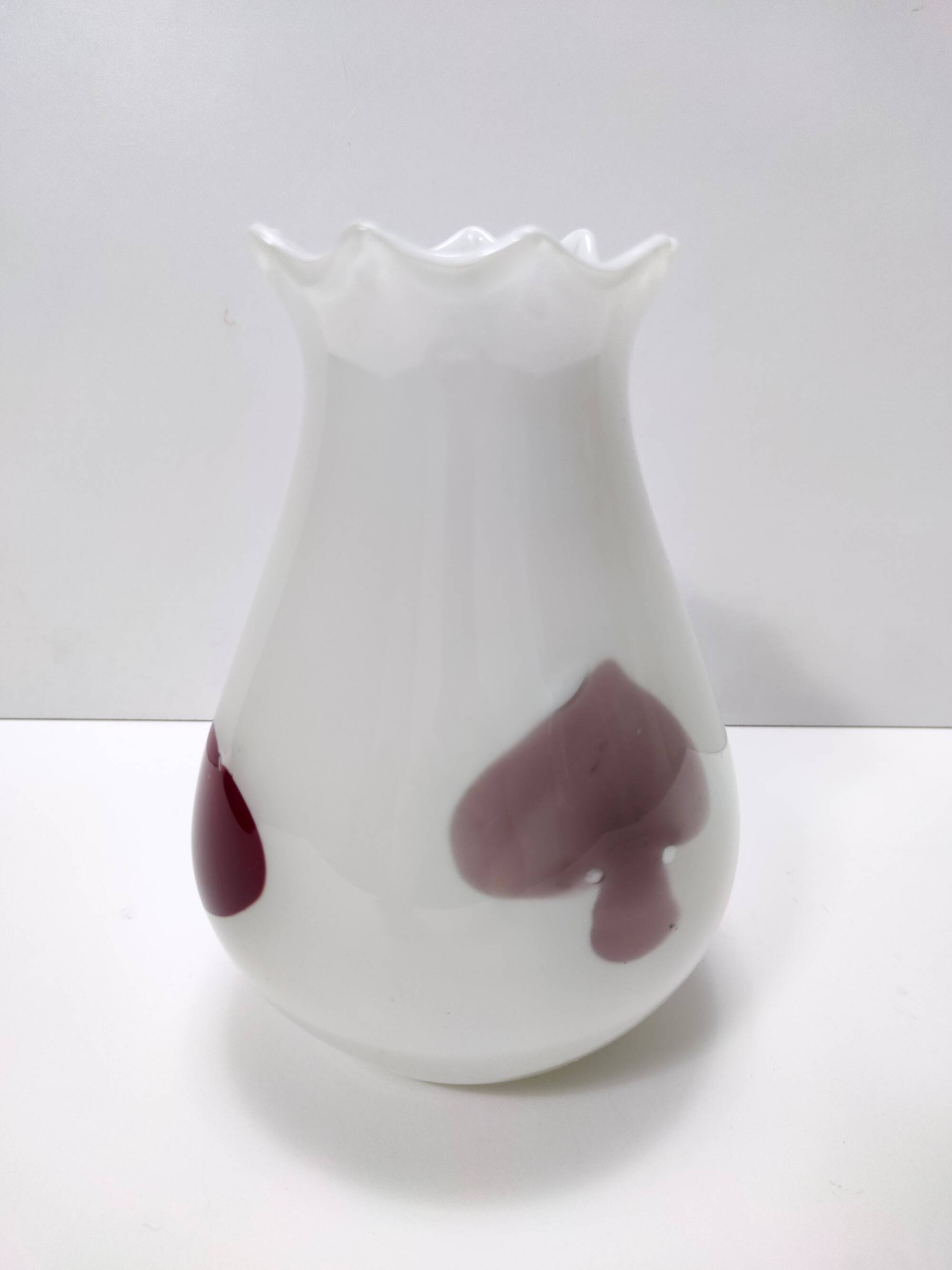 White Murano Glass Vase attr. to Dino Martens for Aureliano Toso