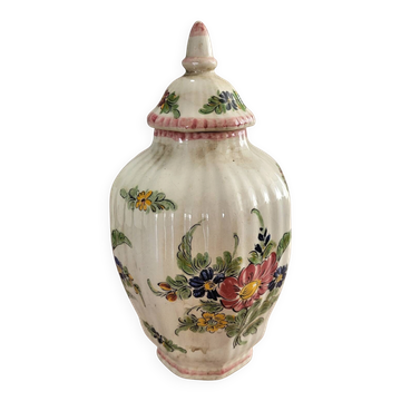 vase