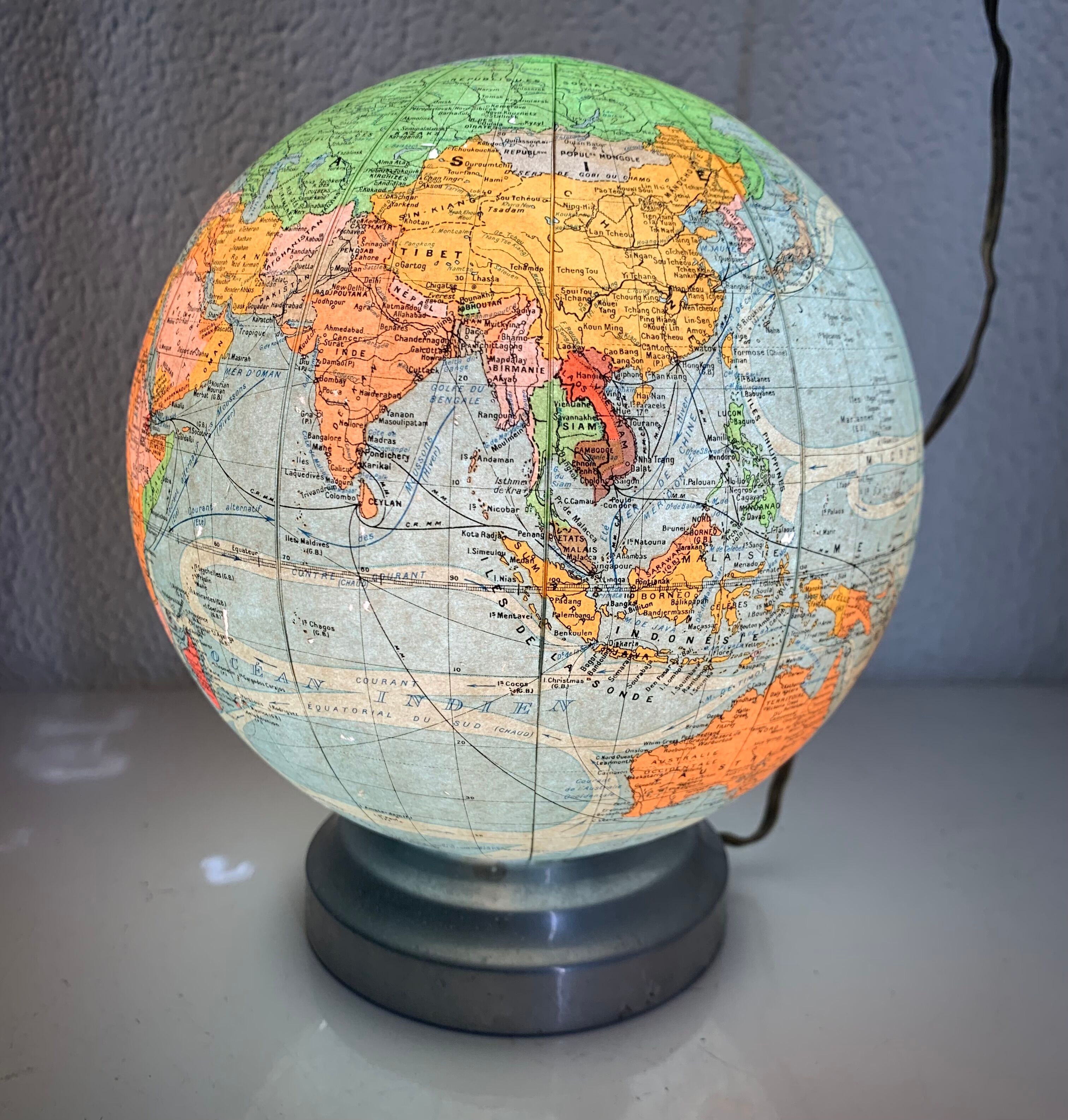 Vintage globe 1950 terrestrial Perrina glass - 19 cm