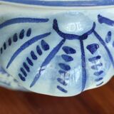 Old Delft flowerpot with bird decor