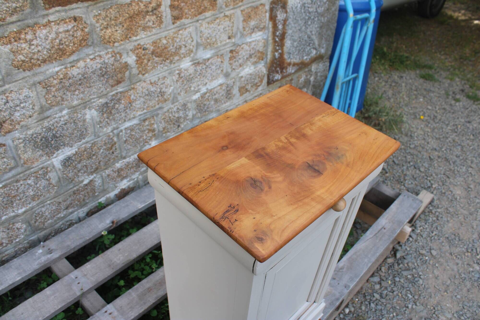 Renovated antique bedside table – Greige Galuchat, wooden top – houseboat style