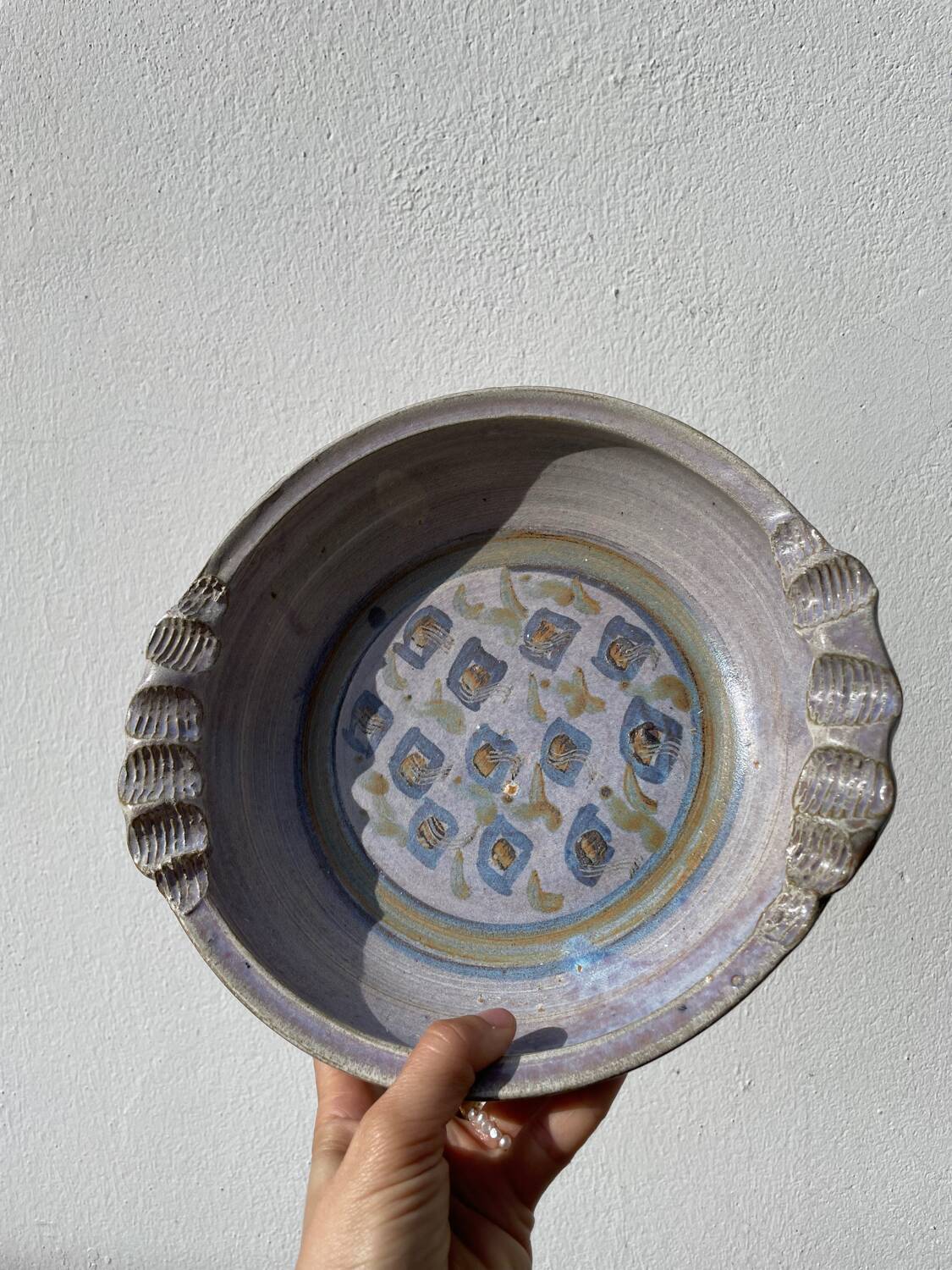 Ceramic pottery salad bowl