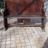 Sinagogue bench