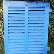 Petit volet  L75xH101cm bleu à persiennes