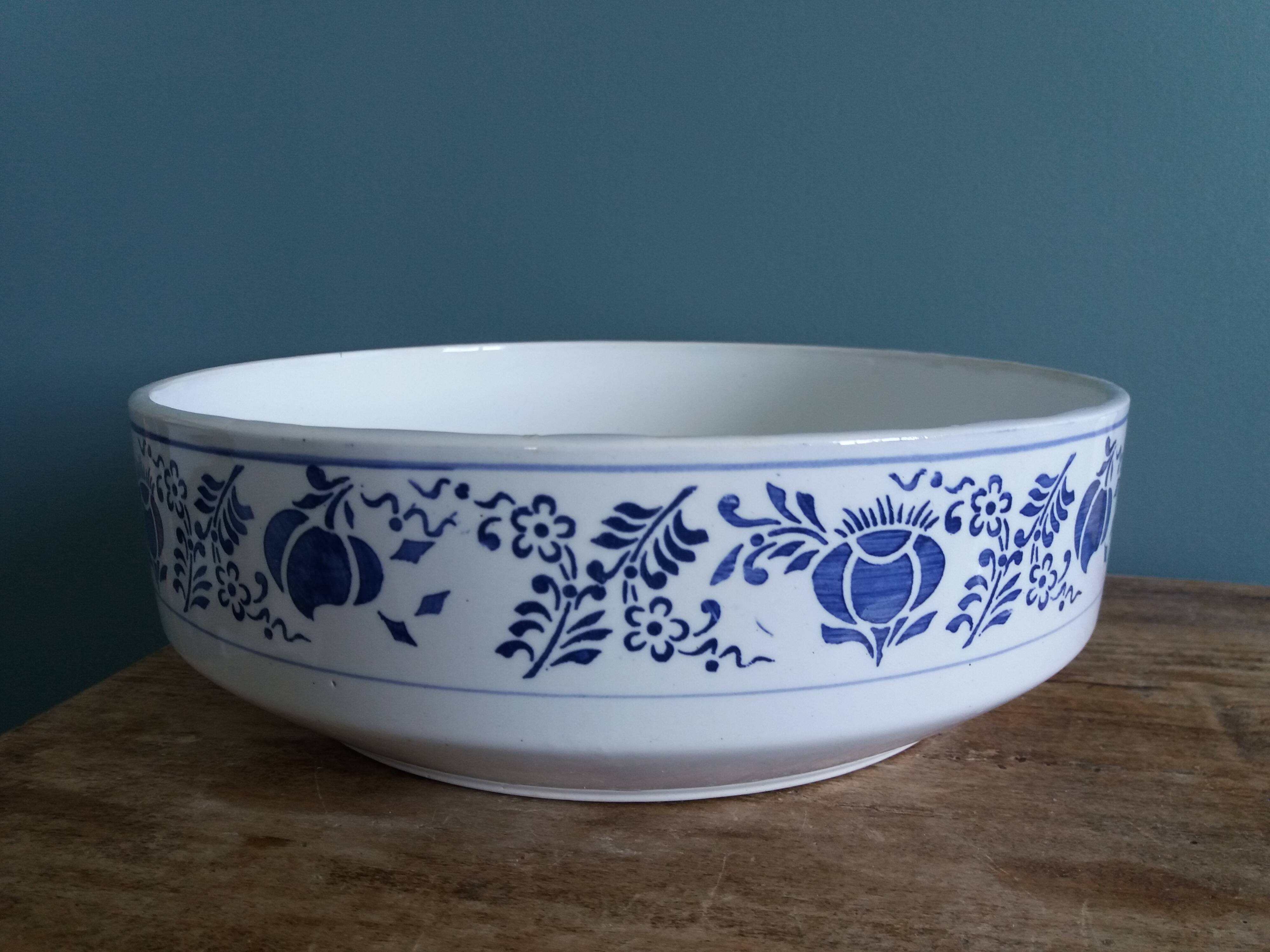 Iron Earth Dishes Moulin des Loups and Hamage