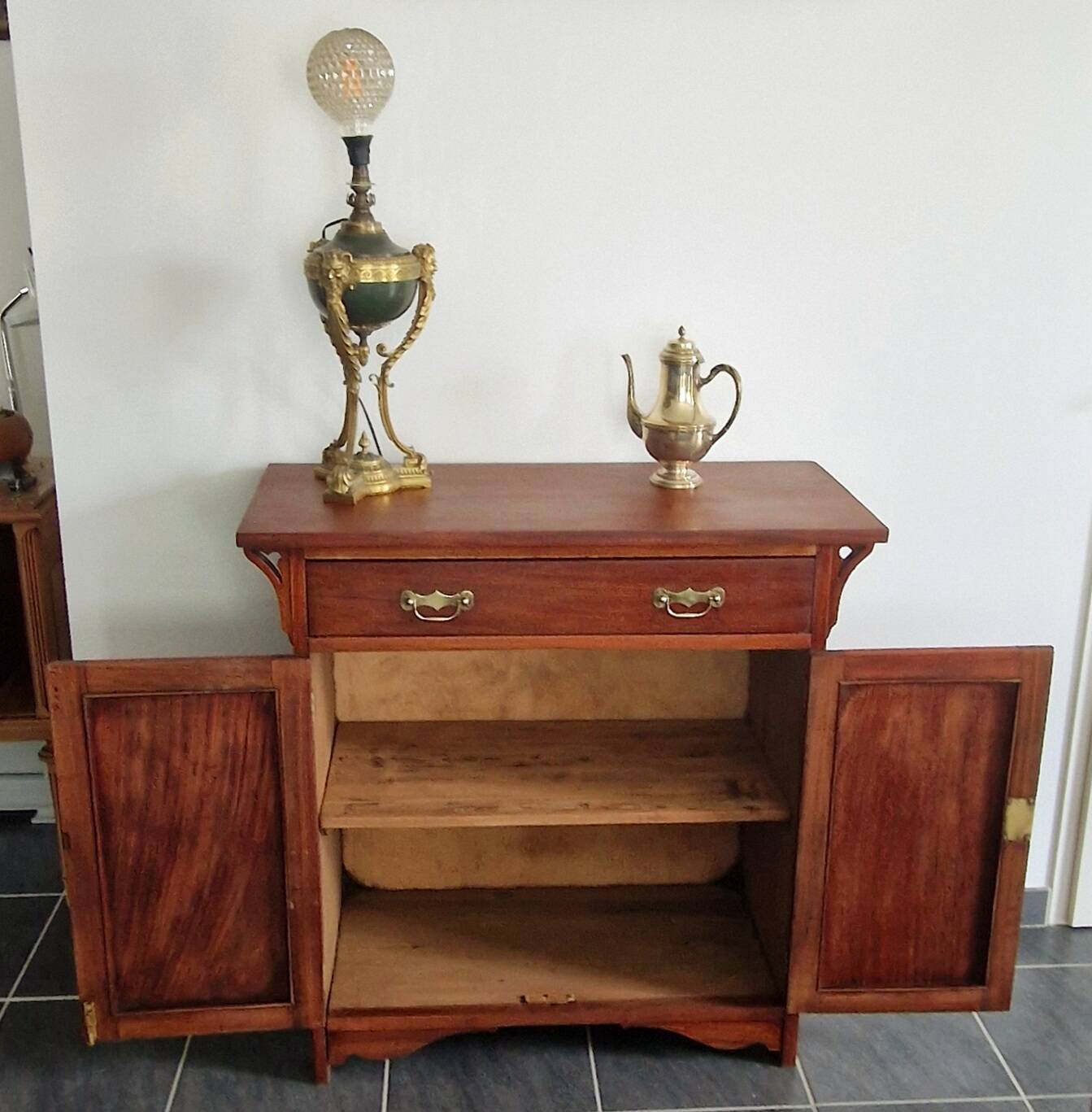 Antique mahogany sideboard signed Maple & Co, 19th century