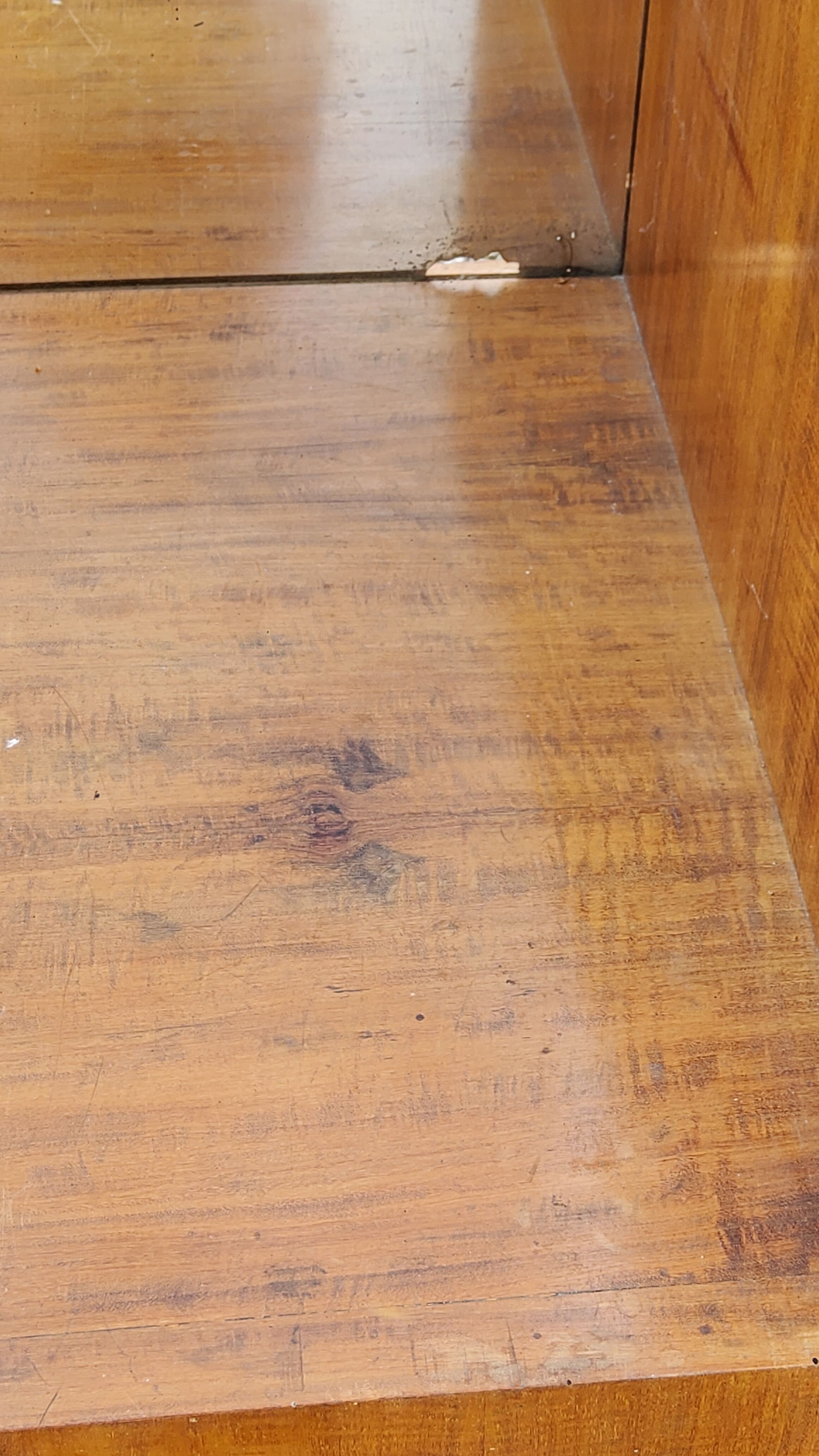 Coiffeuse art déco en acajou blond doré des années 30