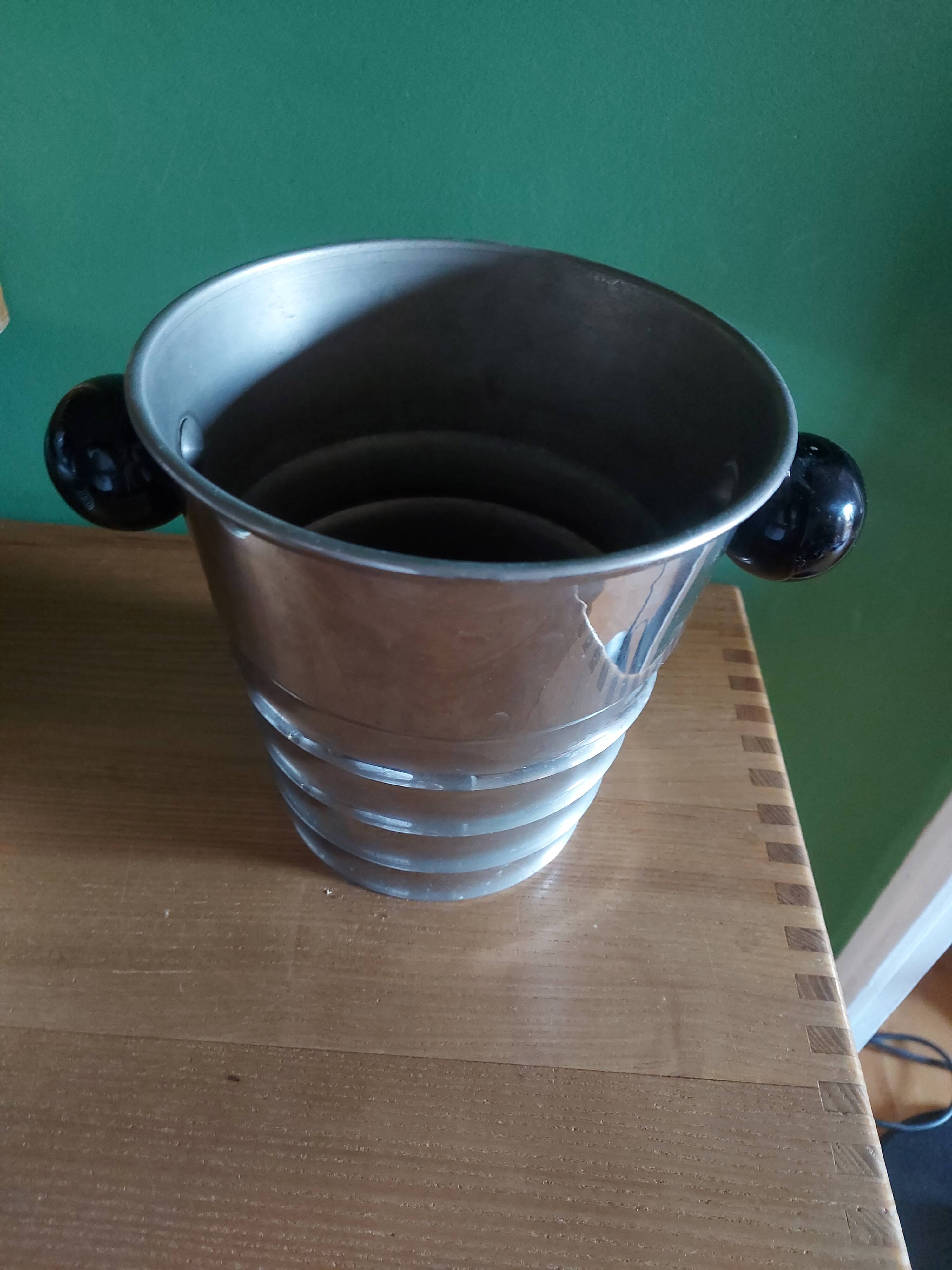 Eco art champagne bucket