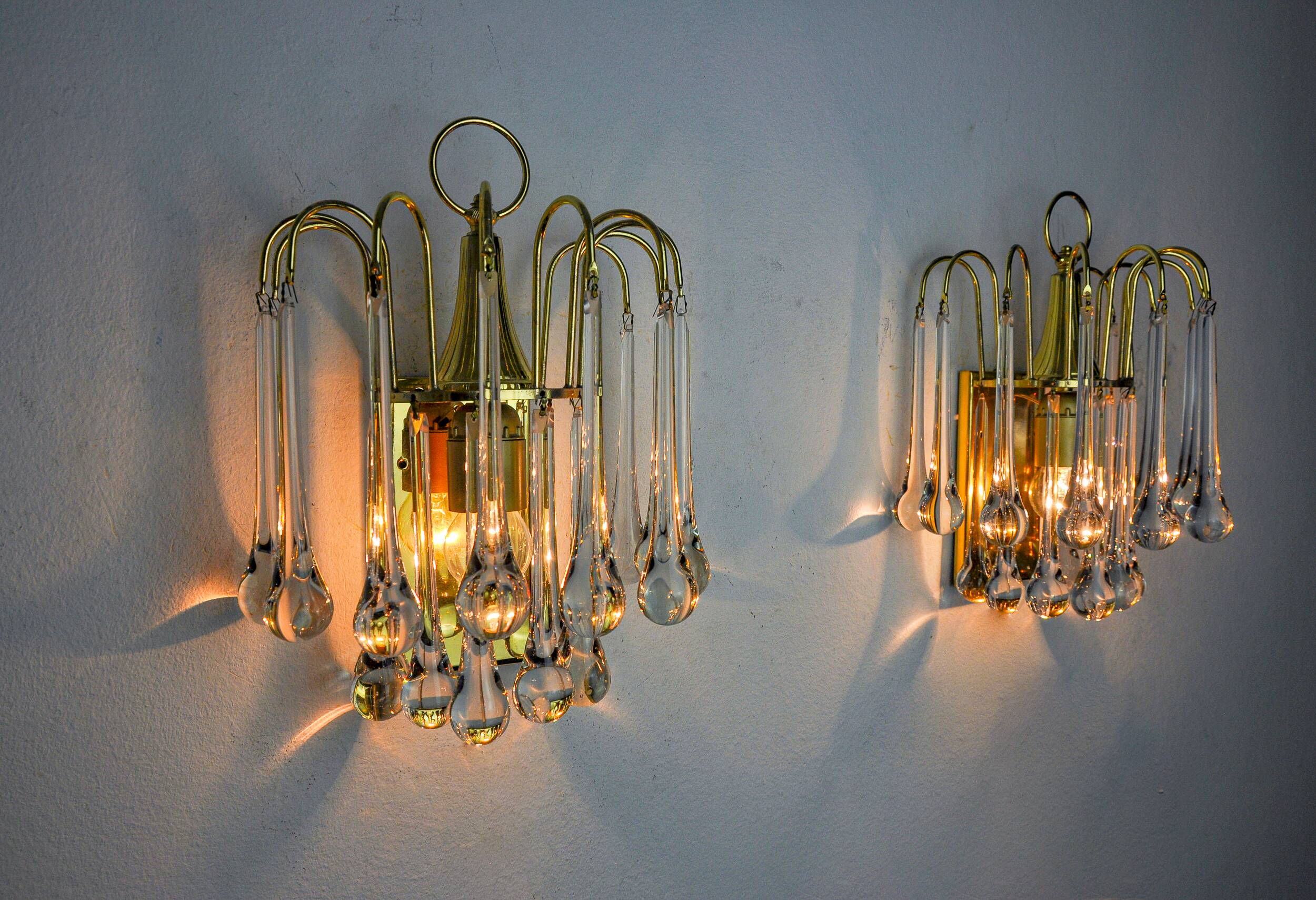 Pair of Venini "drops" wall lights, 2 levels, murano glass, Italy, 1970