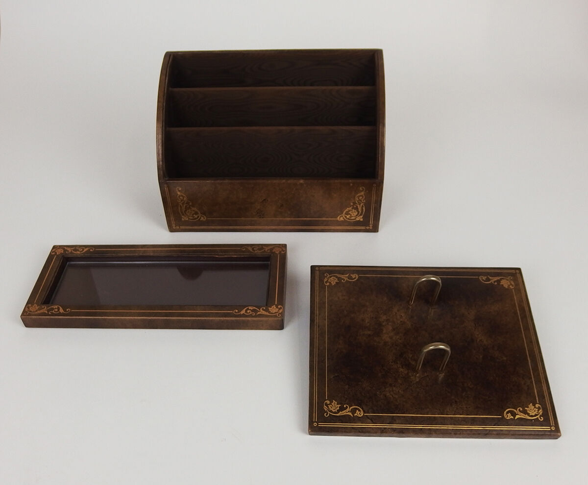 Office kit by Le Tanneur