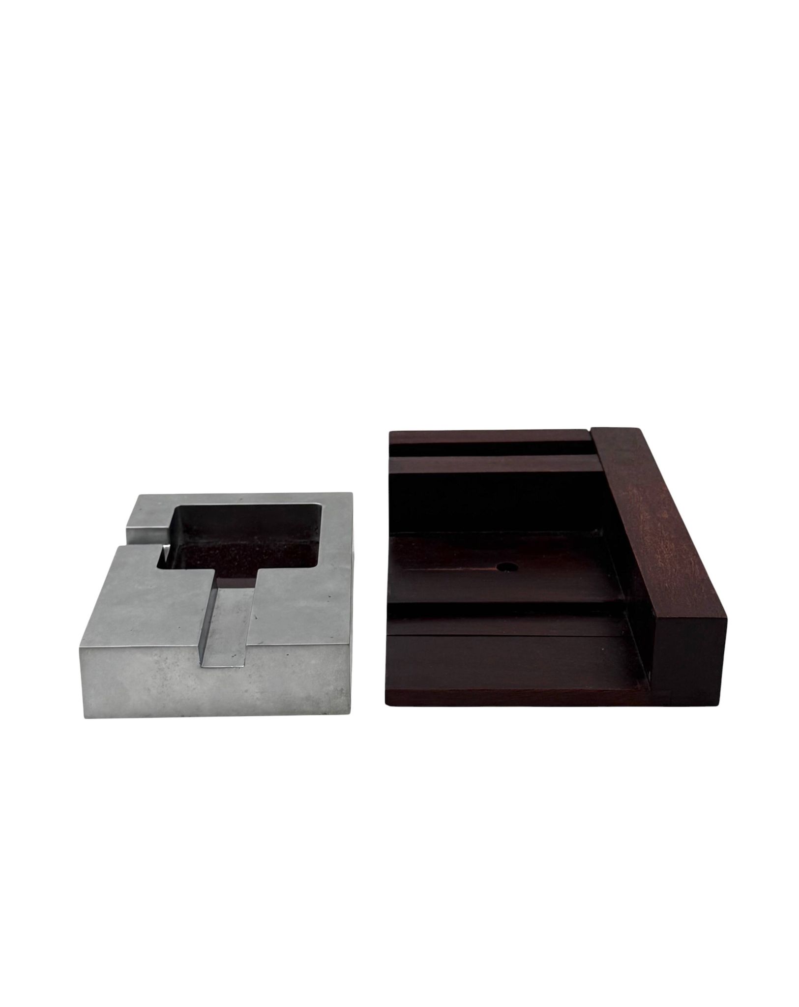 Mid-century modern mahogany ashtray, Alfred Dunhill Italy 1970s