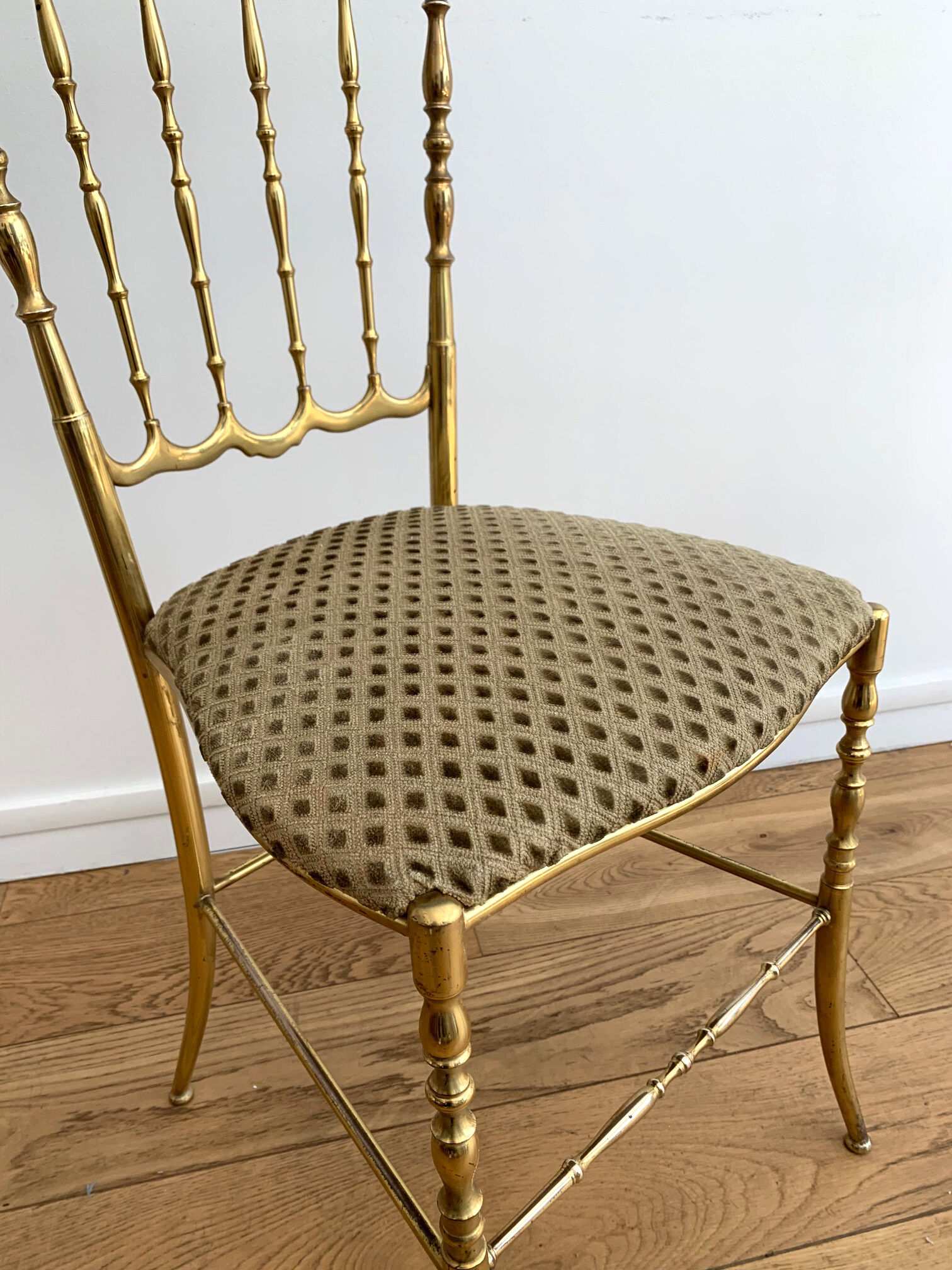 5 chairs by Chiavari Italy