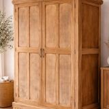 Large Parisian wardrobe in solid wood (renovated)