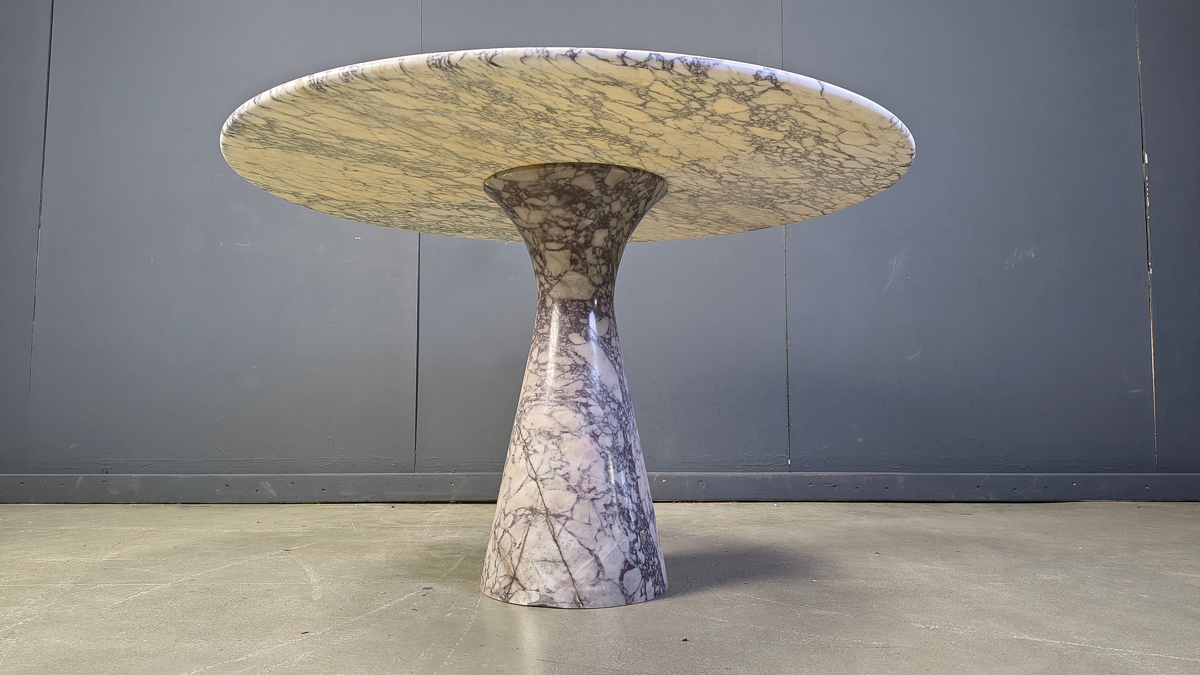Vintage round marble dining table, 1970s
