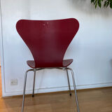 Series 7 chair by Arne Jacobsen for Fritz Hansen