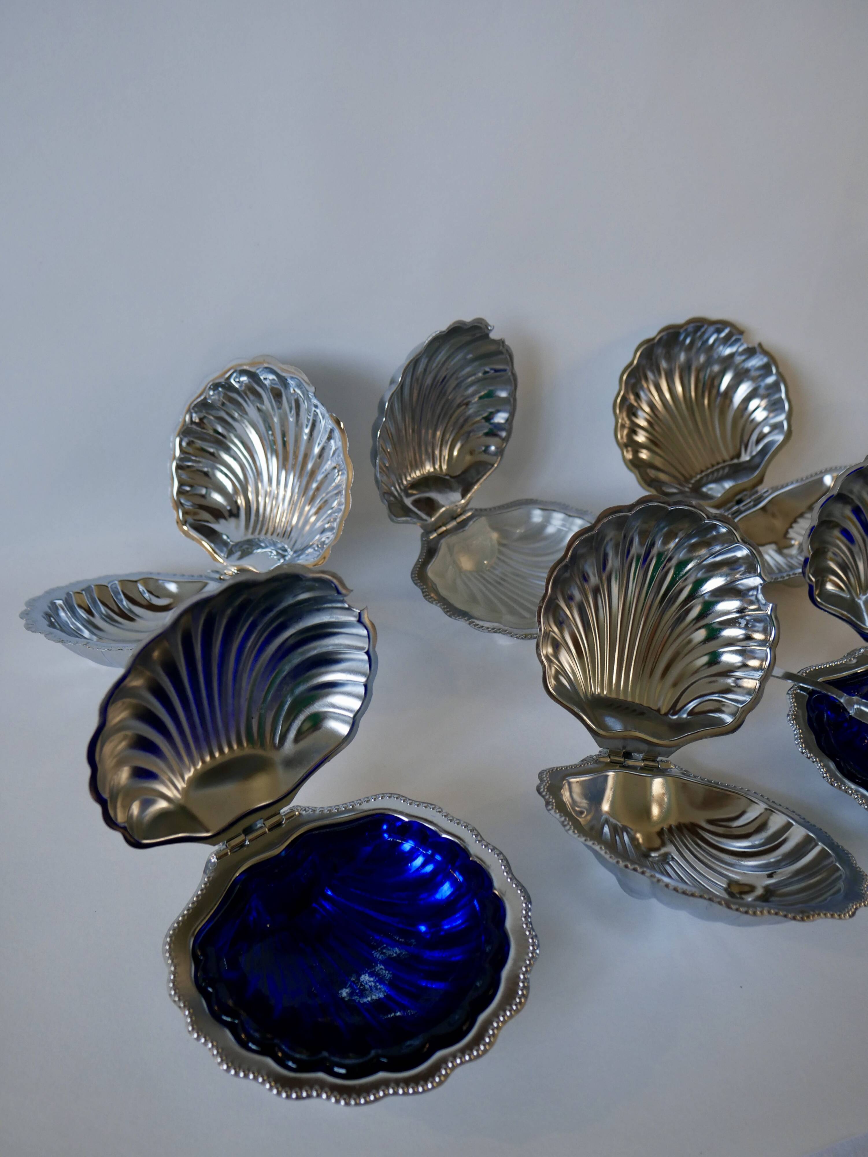Shell pocket in silver metal from the 60s and 70s