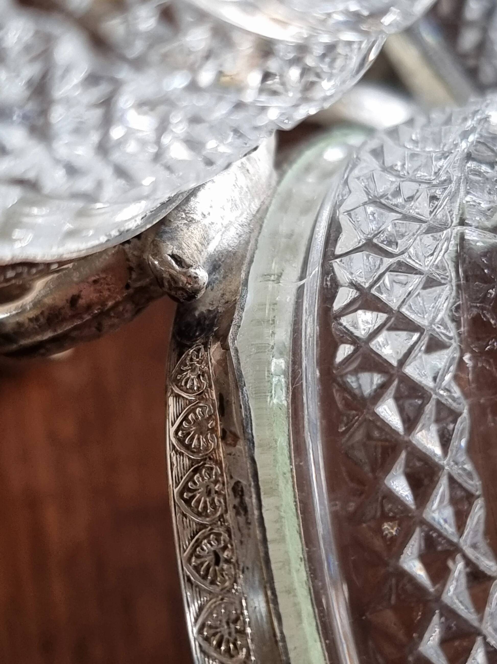 Silver-plated metal and crystal aperitif service