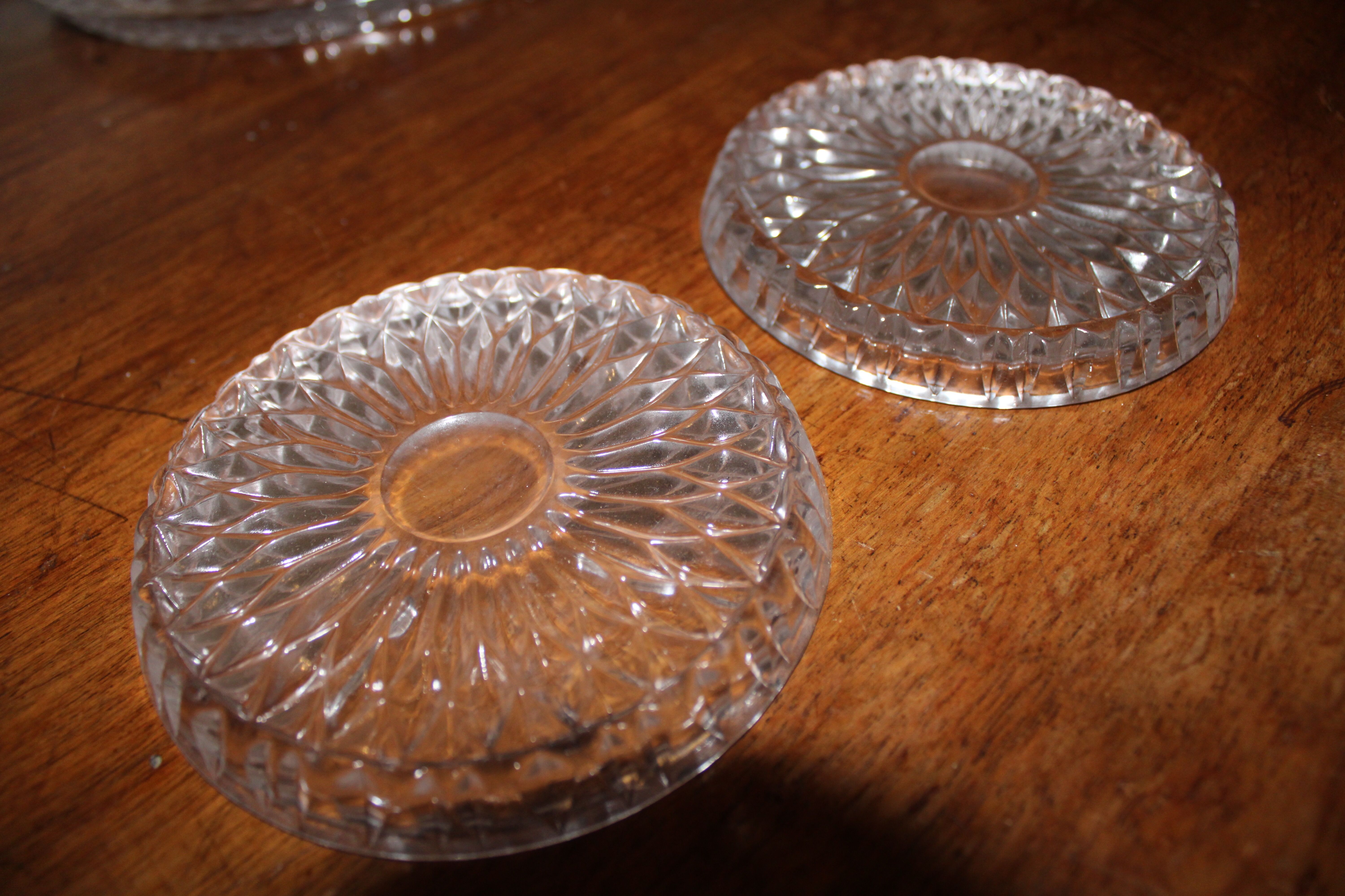 Set of flat underside and 2 vintage bottle unders