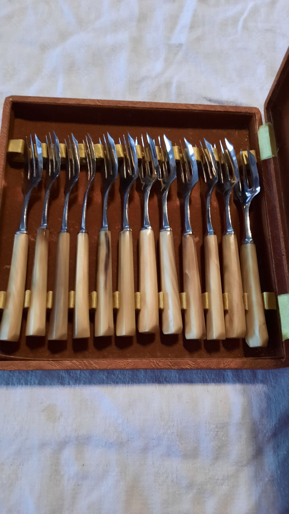 Coffret de 12 fourchettes à dessert