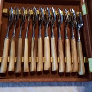 Coffret de 12 fourchettes à dessert