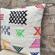 Coussin en laine berbère fait main : Coussin Kilim marocain (45x45cm)