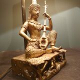 Asian table lamp in gilded bronze