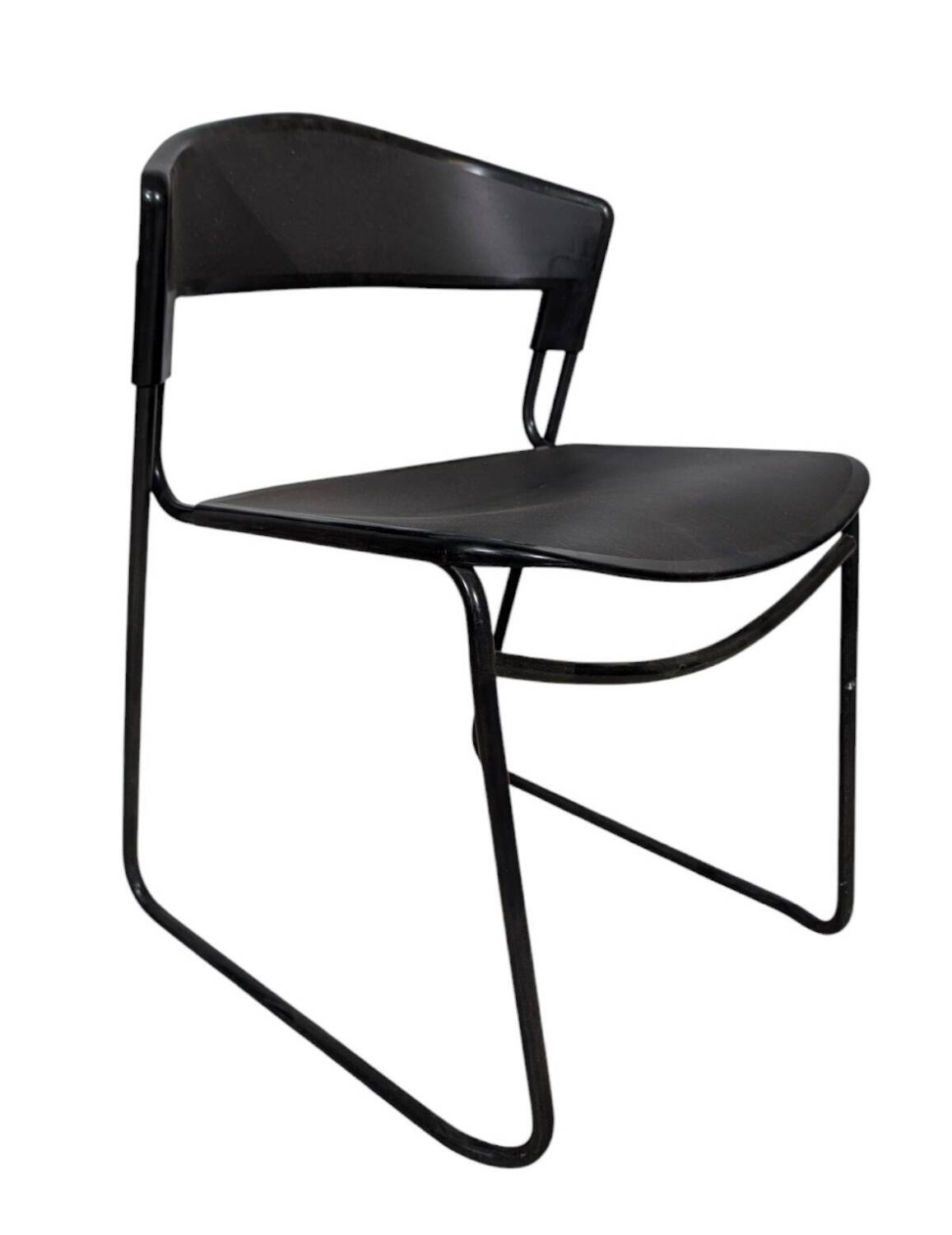 Chaises Assisa de Paolo Favoretto