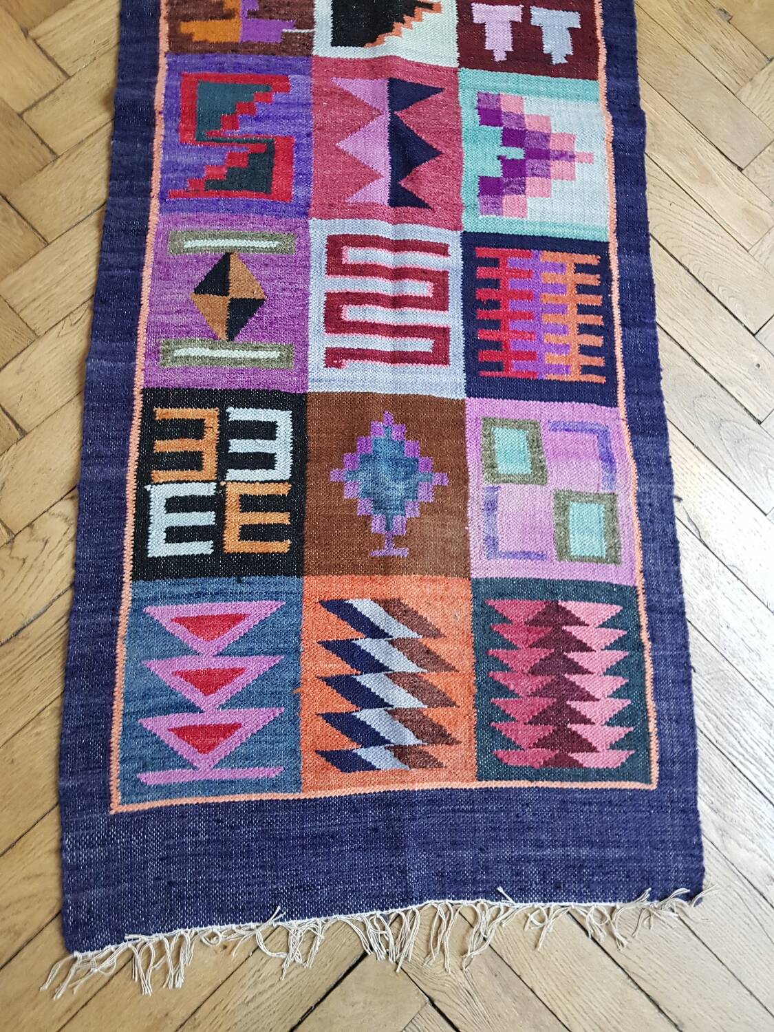 Petit tapis tissé ethnique péruvien