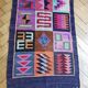 Petit tapis tissé ethnique péruvien